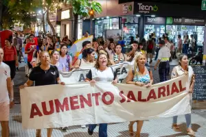 Docentes Autoconvocados sostienen la presin por un incremento salarial "digno"