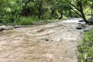 Alerta en Catamarca por la fuerte crecida del r�o El Tala tras intensas lluvias