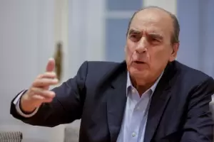 Tras la pelea entre Nacin y Chubut, Francos sali a revelar la documentacin de la deuda de la provincia