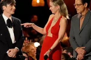 Oppenheimer, Succession y The Bear, ganadores de los premios del Sindicato de Actores