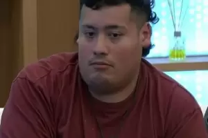 Piden que sancionen a Manzana de Gran Hermano por un presunto acto sexual bajo de las sbanas: "Un degenerado"