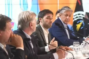 Los gobernadores patagnicos le respondieron a Milei: "Lo que no resolvi la inmadurez poltica, lo hizo la Justicia"