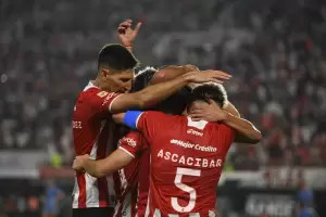 Cundo juegan River y Estudiantes por la final de la Supercopa Argentina 2023