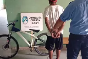 Detienen a un sujeto por el robo de una bici en la UNCA