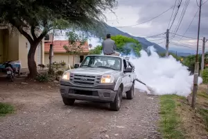 Realizan fumigaciones para mitigar la propagacin del dengue en F.M.E