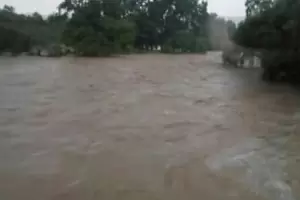 Precaucin por la crecida de ros en Santa Mara