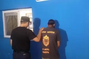 Detuvieron a un joven y recuperan una garrafa de gas