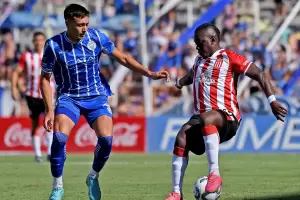 Estudiantes logr un triunfo clave ante Godoy Cruz en la Zona B de la Copa de la Liga