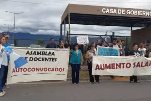 Docentes Autoconvocados en Casa de Gobierno: reiteraron el pedido de audiencia con Jalil