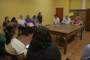 Zampieri se reuni con trabajadores del Hospital de Tinogasta