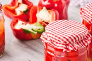 El paso a paso: �C�mo hacer morrones en conserva r�pido ,f�cil y con pocos ingredientes en tu casa?