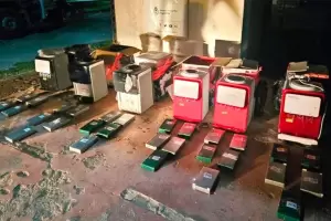 Fueron a retirar una encomienda, los sorprendieron con 30 kilos de cocana y terminaron detenidos