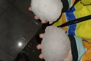 Tremendo temporal en Buenos Aires: cay granizo de gran tamao que gener conmocin en las redes