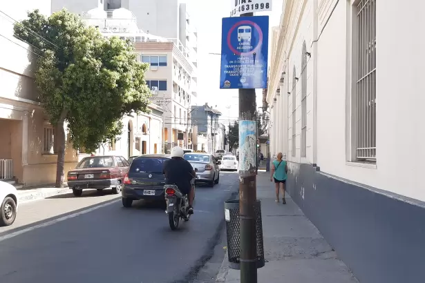 Paro de colectivos: la UTA sostiene la medida ante el incumplimiento salarial