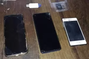 En El Alto recuperan celulares sustrados