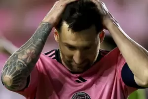 Messi pidi el cambio por lesin ante Nashville, y encendi las alarmas en la Seleccin Argentina