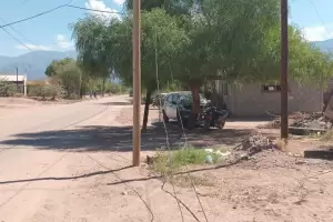 Vecinos de Tinogasta quedaron sin luz porque una mquina tir los cables de energa