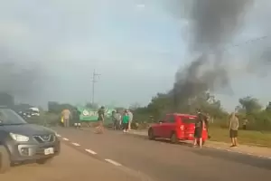 Municipales de Baado de Ovanta cortan Ruta n 64