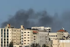 Israel afirm haber capturado a cientos de combatientes en un hospital de Gaza