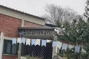 Padres de alumnos toman escuela en El Alto