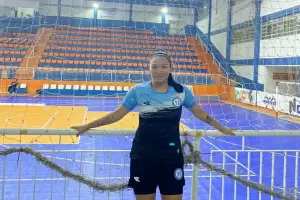 Orgullo: nieta de catamarque�os destaca en el f�tbol femenino