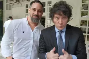 Milei viajar a Espaa  para participar en un evento del partido Vox