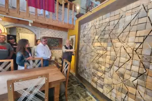 Jalil recorri el departamento Santa Mara y visit las ferias de emprendedores