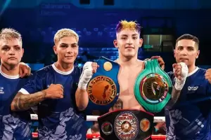 "Pacman" Corzo gan en el Luna Park y retuvo el cinturn Fedelatn de Boxeo