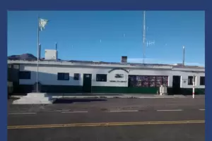 Realizan trabajos de mejora en la infraestructura en el complejo Las Grutas