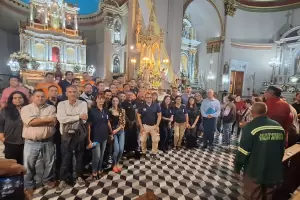 Trabajadores de Vialidad Nacional le pidieron a la Virgen del Valle por las reincorporaciones