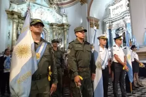 Tributo de las Fuerzas de Seguridad a la Reina del Valle