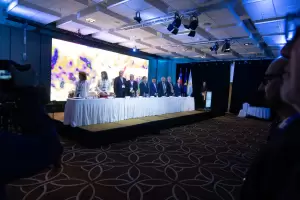 La oposicin critic el gasto de la comitiva oficial en el plenario ATACALAR