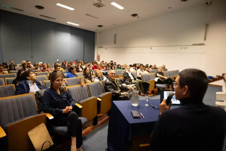 Charla sobre la historia de la devocin de la Virgen del Valle