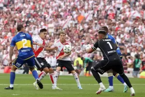 River-Boca: mientras Demichelis define el equipo, Martnez tiene su once titular