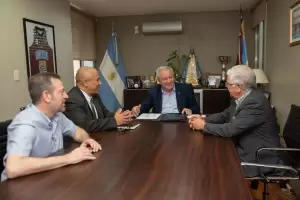 Firman un convenio de capacitacin entre Senado y FASTA