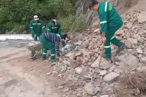 Derrumbes en la Cuesta de El Portezuelo