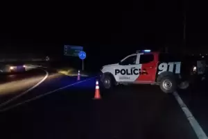 Accidente sobre Avda. Circunvalaci�n: chocaron un auto y una moto