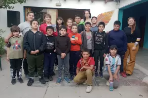 Talleres y capacitaciones sobre escritura, libros y bibliotecas en Mutqun