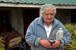 El expresidente de Uruguay Jos "Pepe" Mujica anunci que tiene un tumor en el esfago