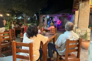 Da del Trabajador con locro y folklore en la Casa de la Puna