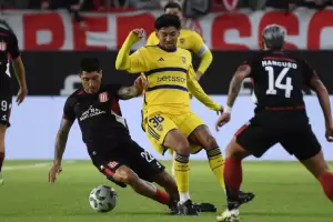 Boca y Estudiantes definen quin ser el rival de Vlez en la final de la Copa de la Liga