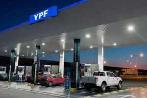 YPF aumenta 1% el precio de sus combustibles desde este s�bado