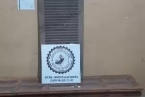 Polic�as incautaron elementos de dudosa procedencia en Banda de Varela