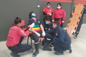 Bomberos de toda la provincia se capacitaron en socorrismo