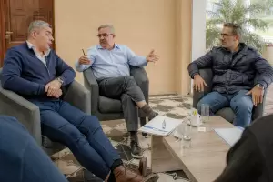 La Provincia trabaja para concluir hasta fin de ao las obras de extensin de fibra ptica en el Oeste