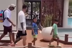 Messi pas un da de relax con Antonela en Miami y los fans enloquecieron