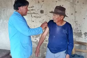 Salud visit la localidad de Agua Amarilla