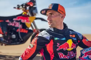 Benavides, bicampen argentino del Dakar, sufri un dursimo accidente en moto y qued internado