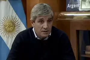En una entrevista, Luis Caputo anticip que abril tambin tuvo supervit financiero
