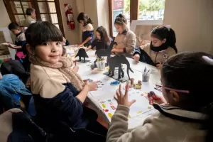 Chicos de 3 grado participaron de un taller sobre los Gigantes del Noroeste